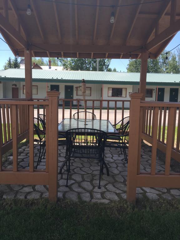 Dakota Cowboy Inn Custer Exterior photo